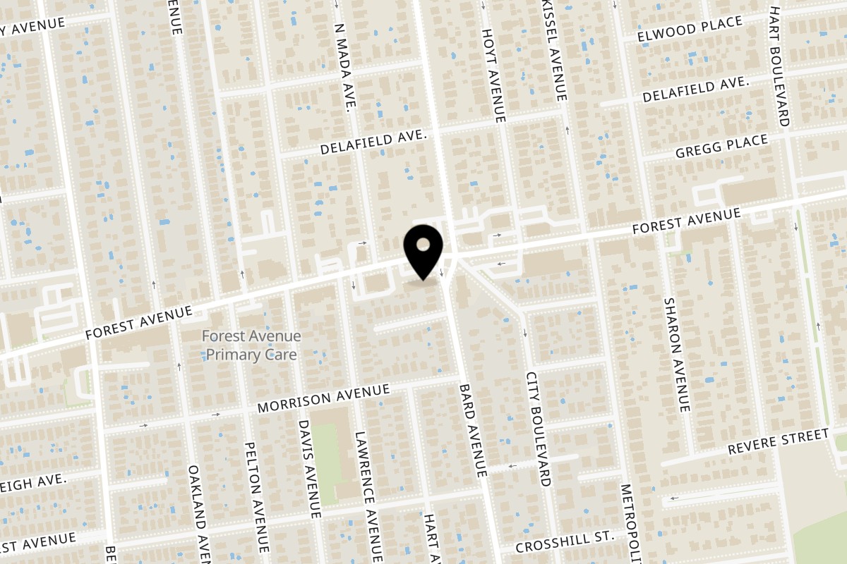 Map showing the location of Saucy Wingz Staten Island on 474 Forest Ave in Staten Island